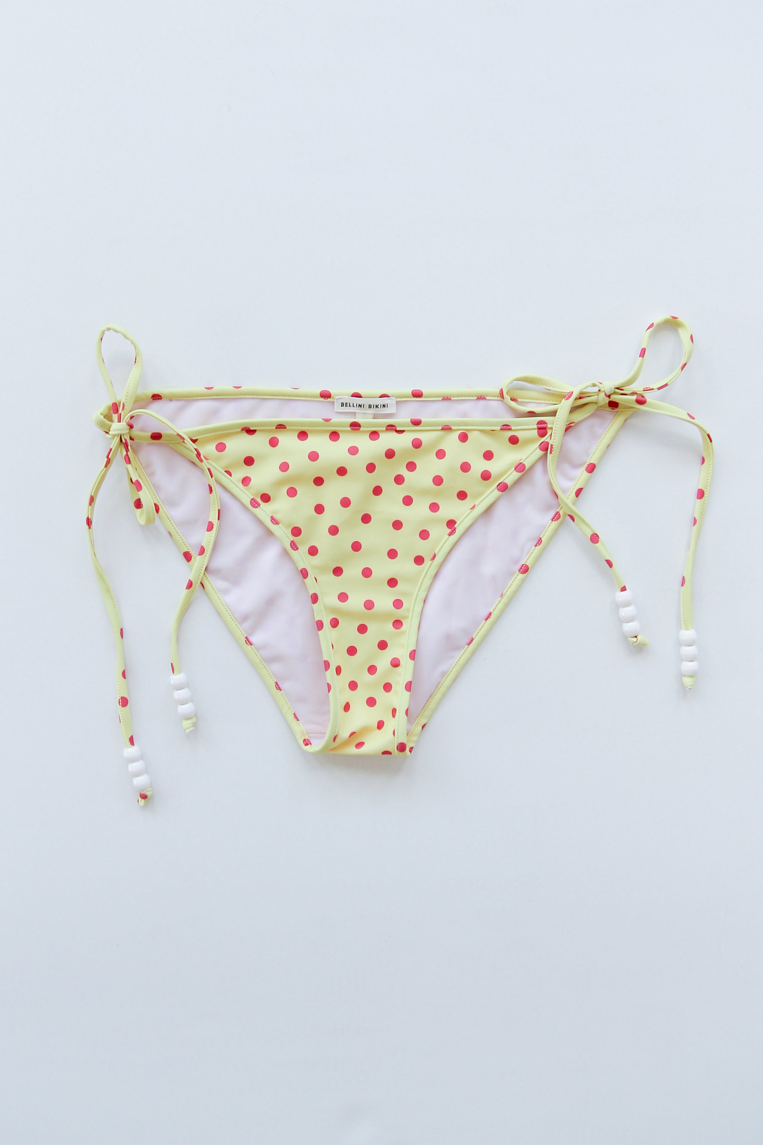 Daphne Bottom, Yellow Dot