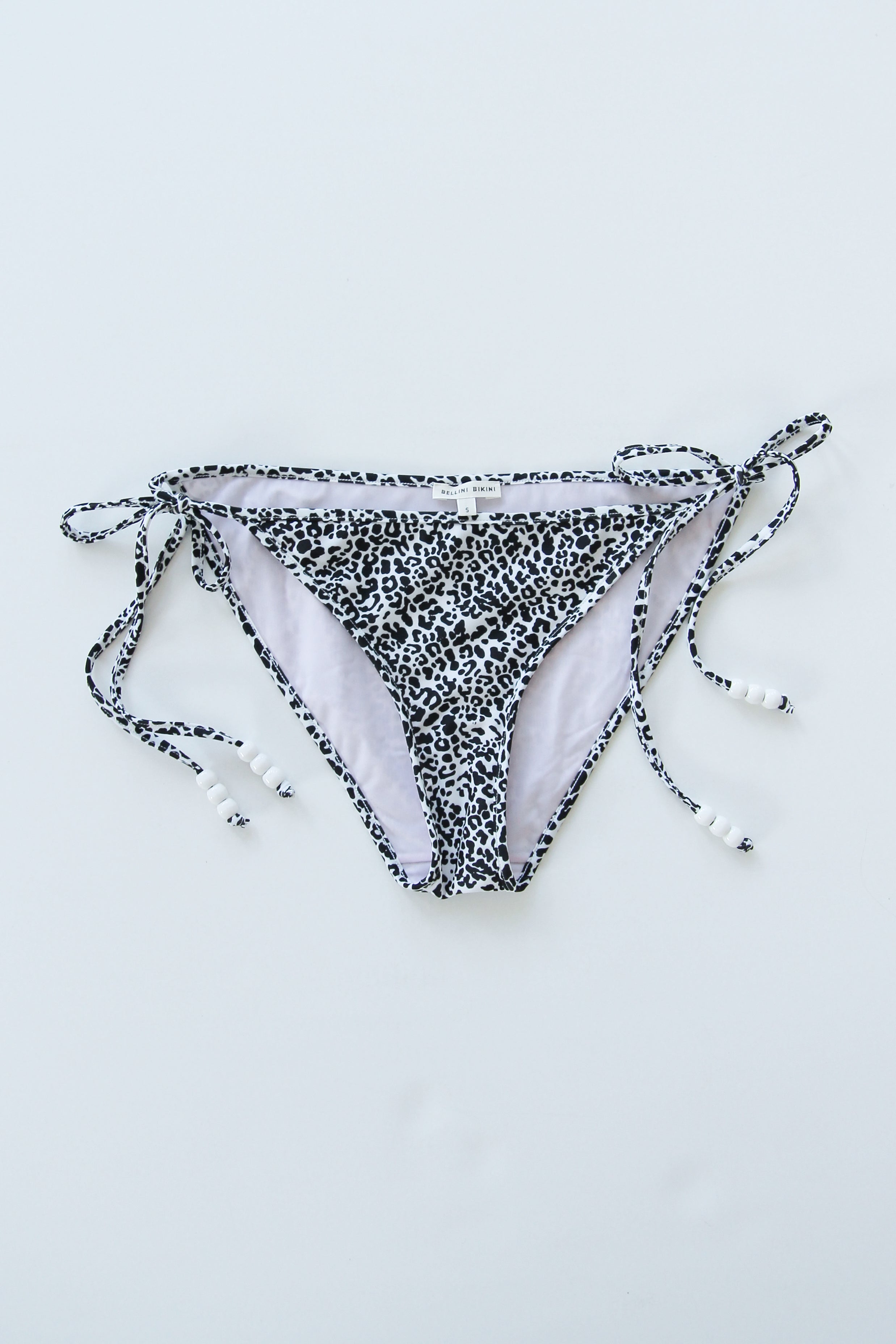 Daphne Bottom, Cheetah