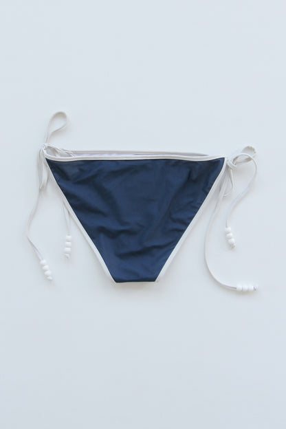 Daphne Bottom, Navy