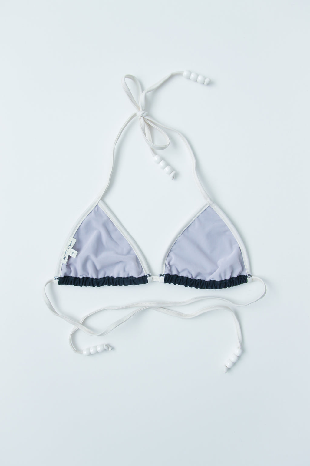 Daphne Top, Ebony