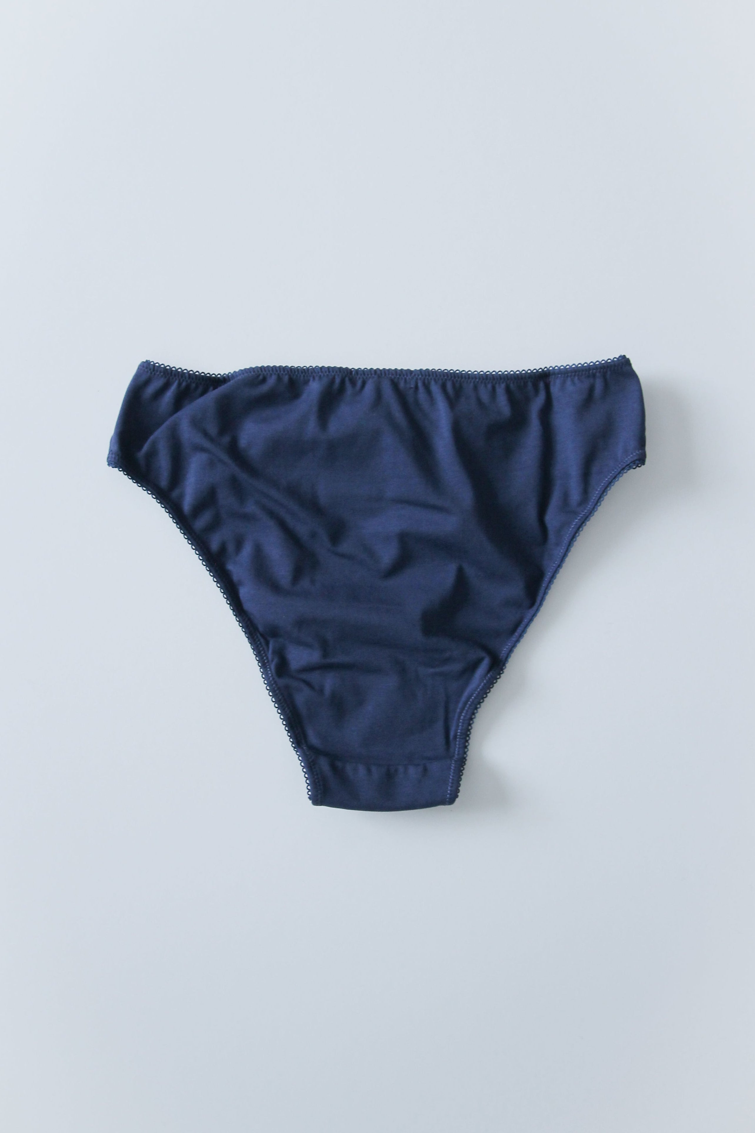 Alma Undies, Navy