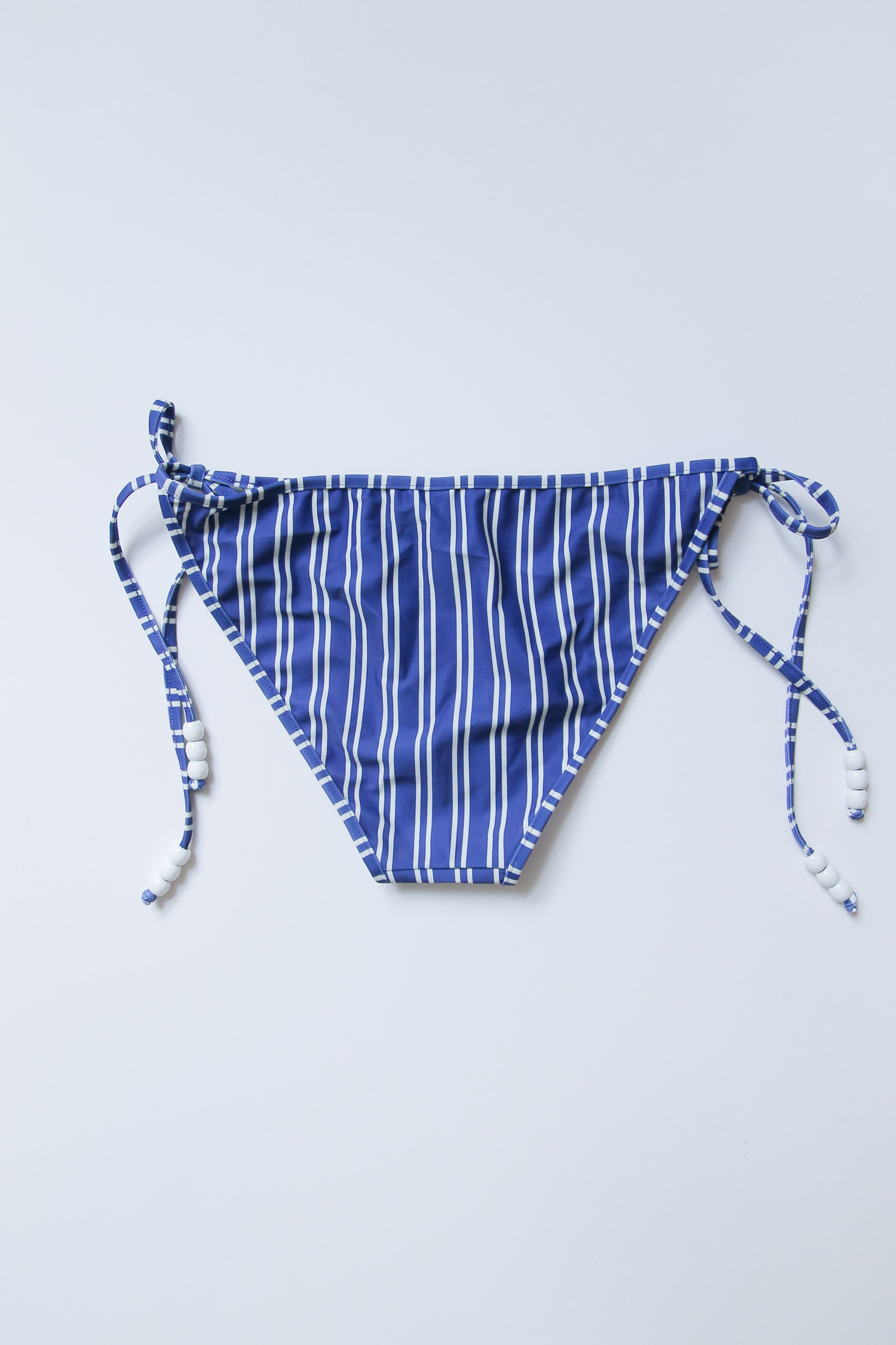 Daphne Bottom, Sea Violetta