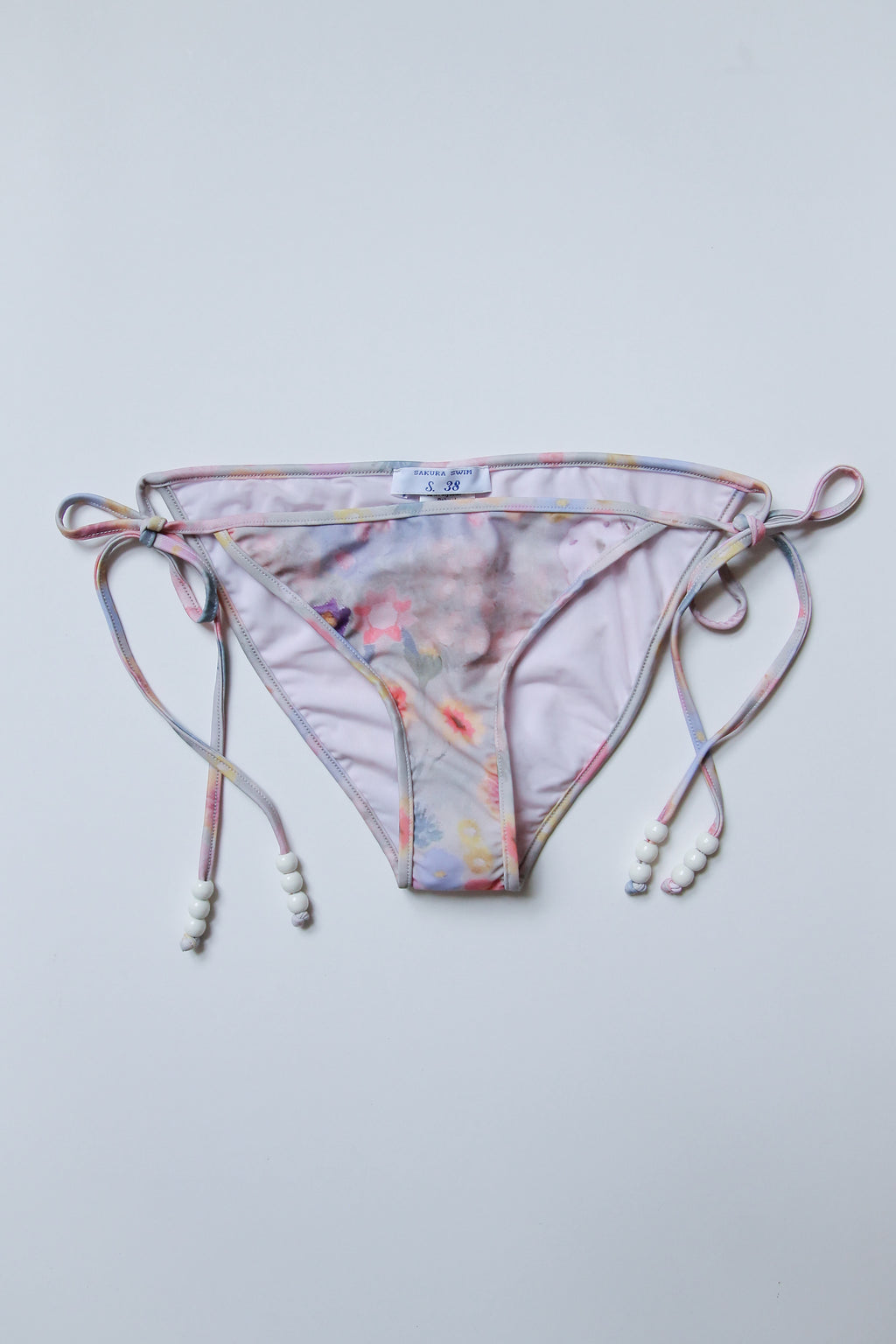 Daphne Bottom, Flower Drizzle