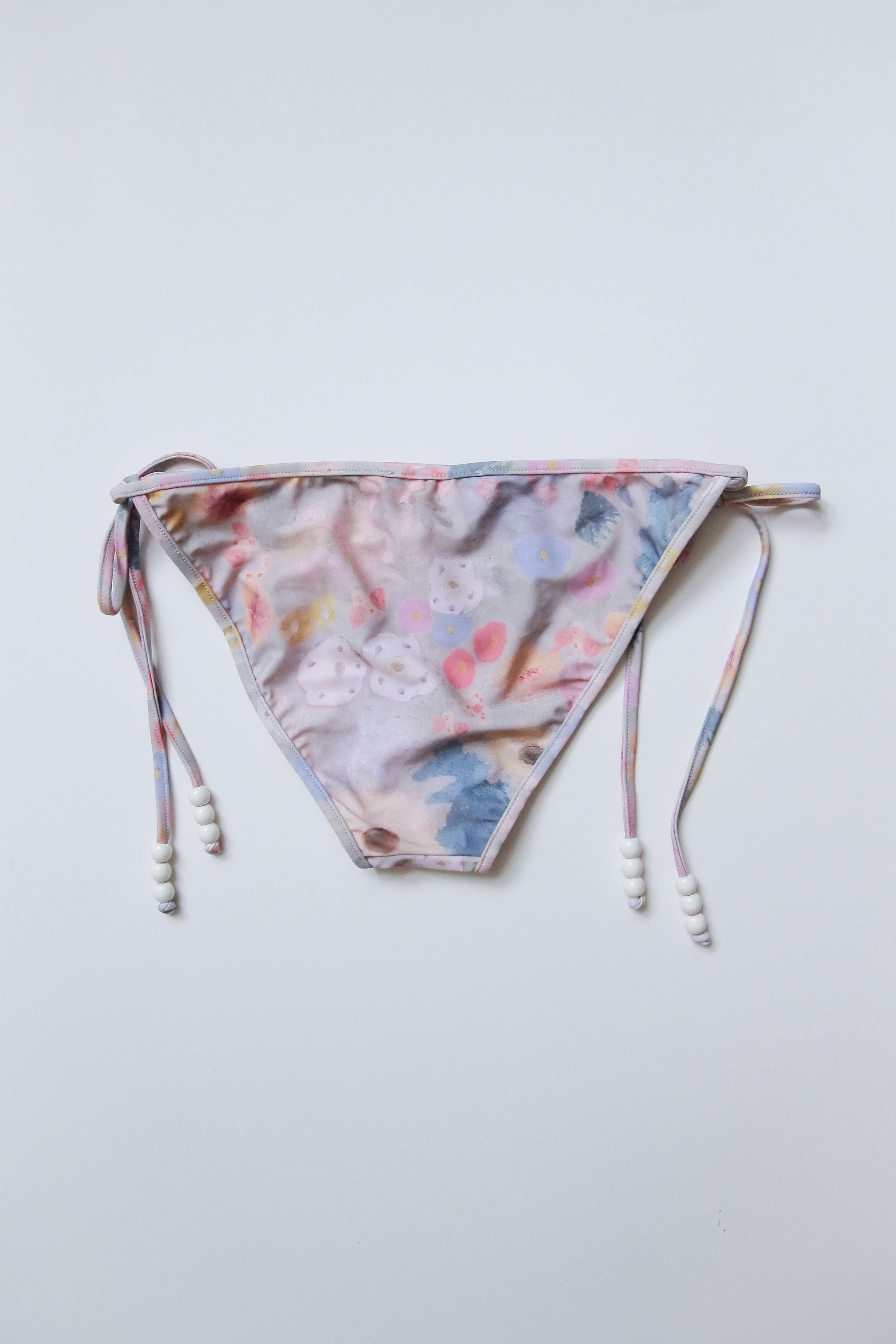 Daphne Bottom, Flower Drizzle